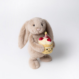 Jellycat, Bashful Beige Bunny 'Birthday'