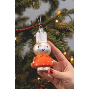 Kerstbal nijntje, Oranje jurk